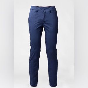 https://www.michelenegri.com/en/shop/man/article/clothing/trousers/dark-blue